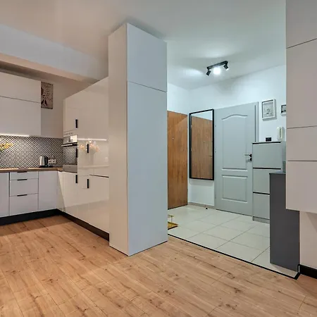 Migowo - Parking, Balcony - By Rentujemy Апартаменты